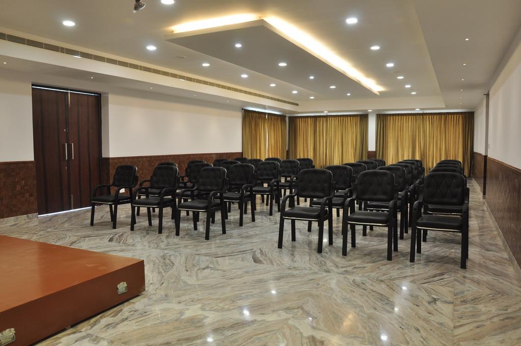Hotel King Paradise Tiruchirappalli Zewnętrze zdjęcie