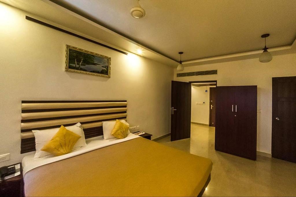 Hotel King Paradise Tiruchirappalli Zewnętrze zdjęcie